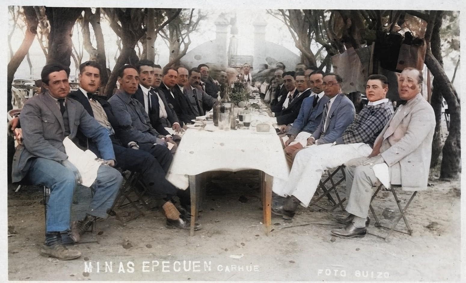 coloreada 1927 Almuerzo de Camaradería en Minas Epecuen