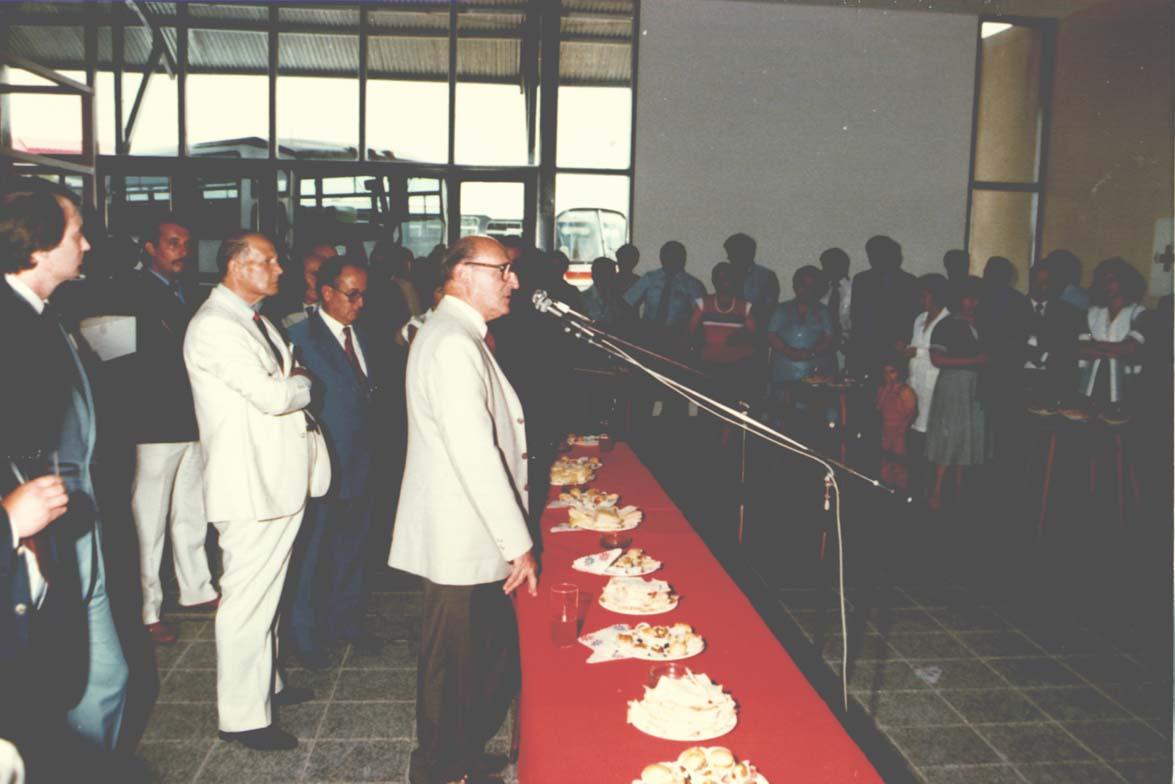 1983 Inauguración de la Terminal. Gob. Aguado