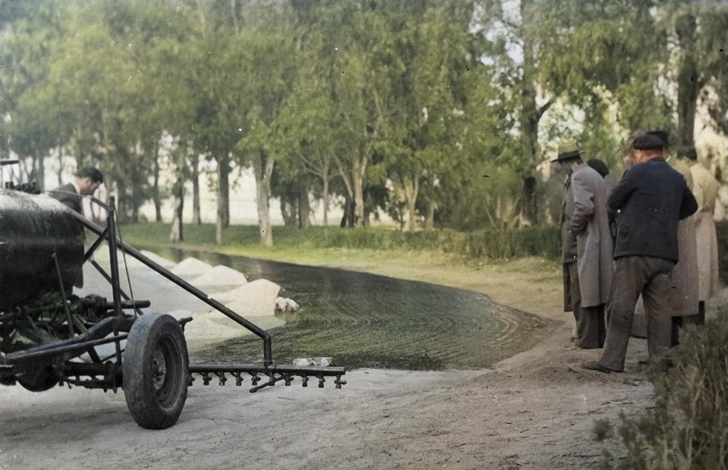 1947 Pavimentación del camino costero a Epecuen.  COLOREADA