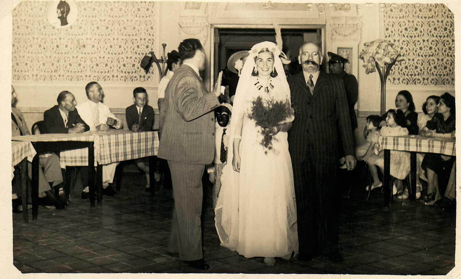 1940 Hotel Royal - casamiento en broma